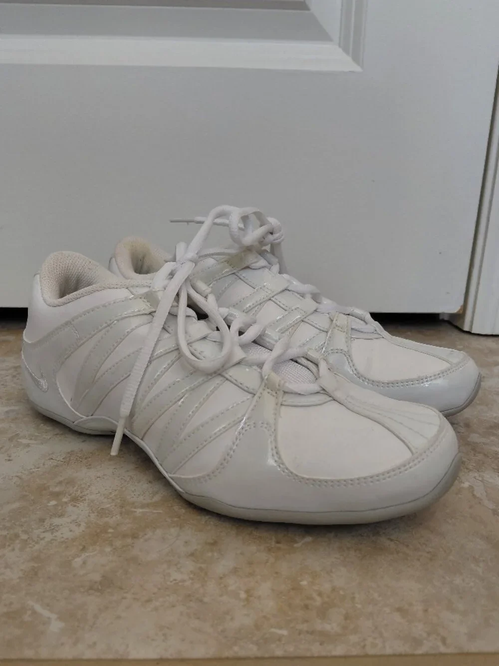 Nike Cheer/Dance White Tennis Shoes